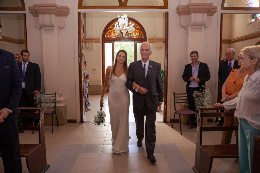 Poro&Manu - Iglesia-046